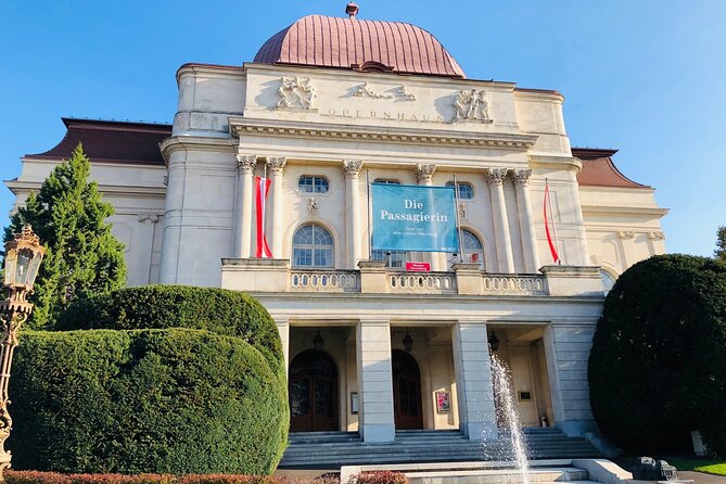 Fun & mobile scavenger hunt through Graz - Freiheitsplatz and Jakominiplatz