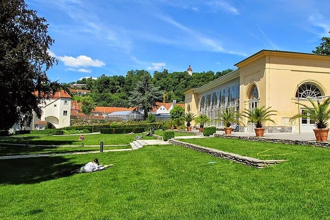 Graz: Old Town Highlights Private Walking Tour - Six hours on Schlossberg and in Burggarten