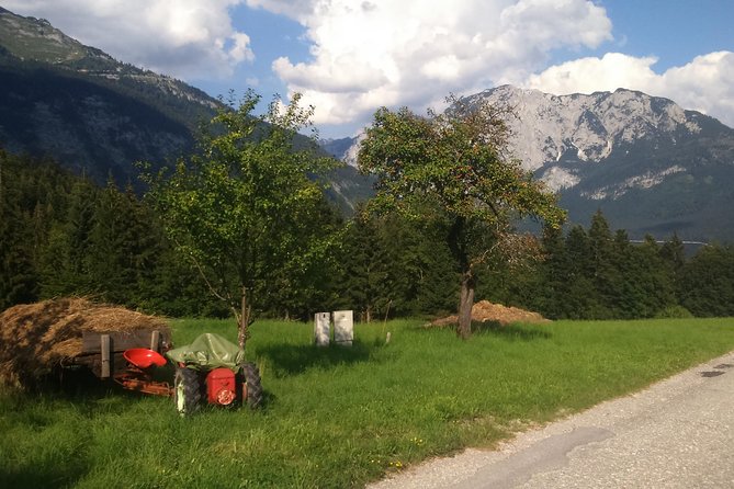 Guided E-Bike Tours with a local guide/Tips & tricks for your riding technique! - Getting used to the e-bike and the route