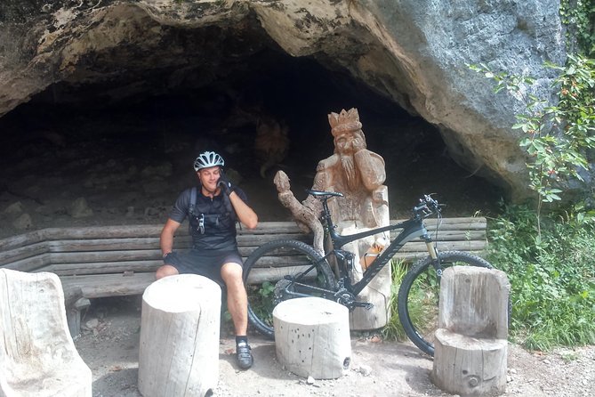 Guided E-Bike Tours with a local guide/Tips & tricks for your riding technique! - The value of $202.76 per person