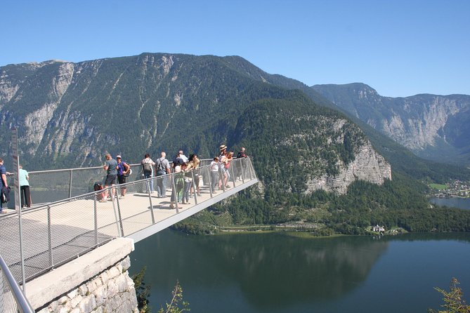 Hallstatt Guided Day Trip from Vienna With Boat Ride Option - Starting in central Vienna