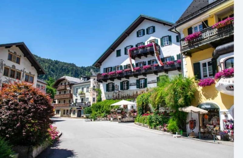 Hallstatt Highlight tour with St. Gilgen Tour from Salzburg - St. Wolfgang and its memorable viewpoint