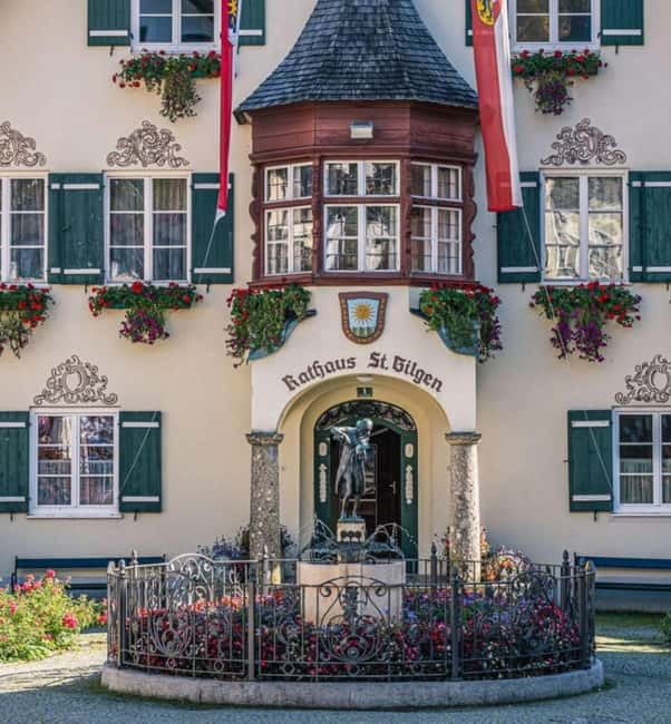 Hallstatt Highlight tour with St. Gilgen Tour from Salzburg - The Alpine slide for adults and children