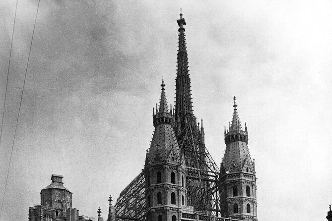 Historical Hitler Walking Tour of Vienna - Morzinplatz and the former Gestapo headquarters