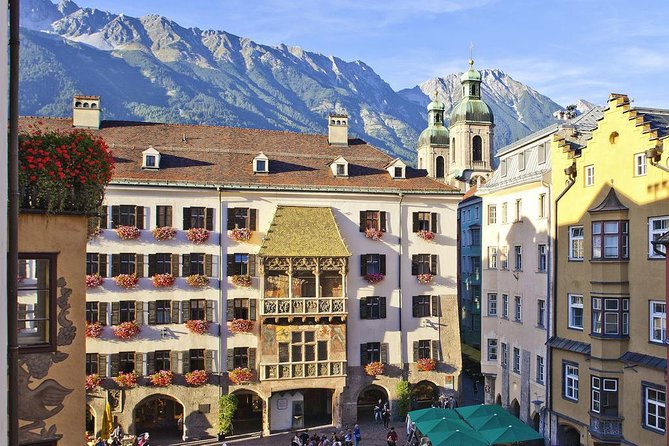 History and Strudel, get 800 years and yummy food, local guide - The guides shape the experience