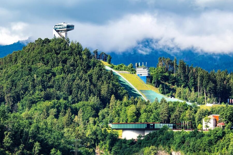 Innsbruck Bergisel Ski Jump Private Tour with Tickets - Why Bergisel is worth your time in Innsbruck