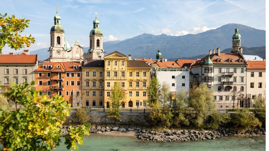 Innsbruck: City Tower Entrance Ticket - What you see from the 31-meter platform
