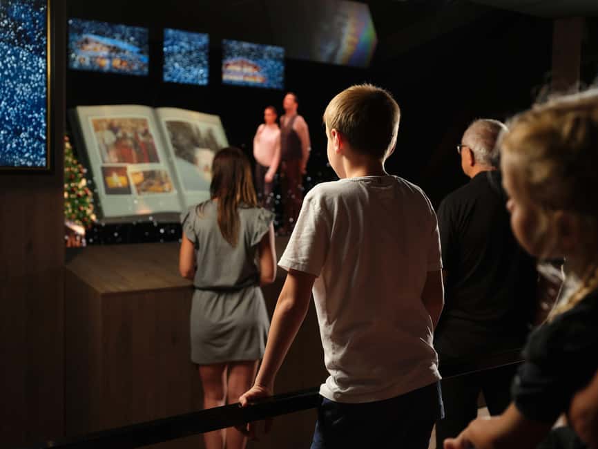 Innsbruck: EXPERIENCE TIROL - Immersive Show Flex Ticket - Room two: Mountain nature on a giant scale