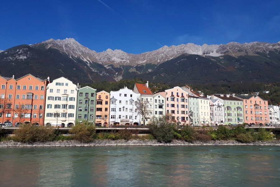 Innsbruck: Express Walk with a Local in 60 minutes - Key points at a glance