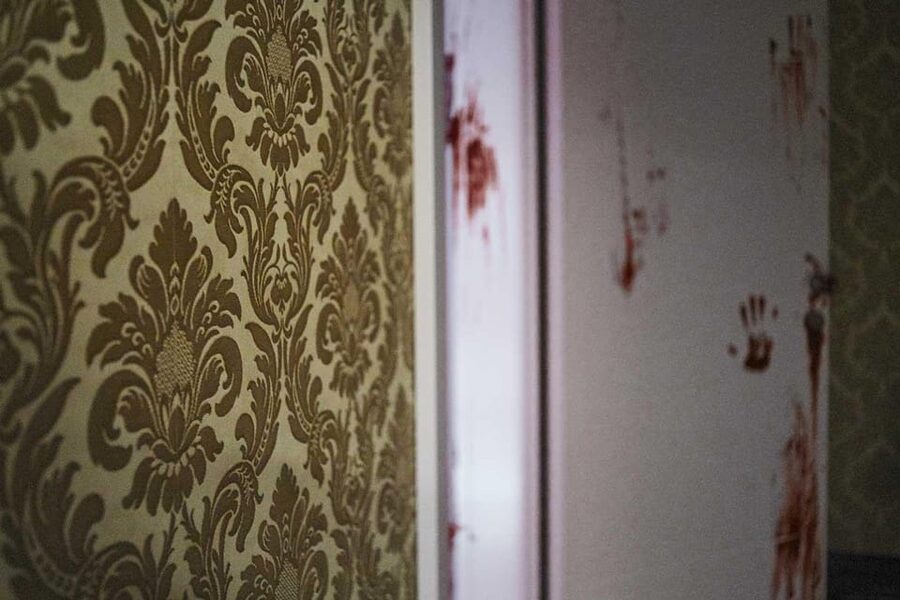 Innsbruck: Interactive Escape Room Adventures - Choosing between The Wizard and The Exorcist