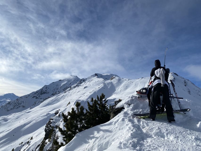 Innsbruck: Priv. Guided Snowy Mountain Hike /Snowshoe´s - Choosing between Hafelekar and Patscherkofel