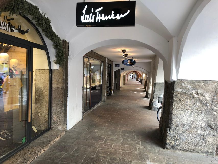 Innsbruck - "Welcome Tour" by Per Pedes. Guided City Tour. - The Inn Bridge and the Nordkette view