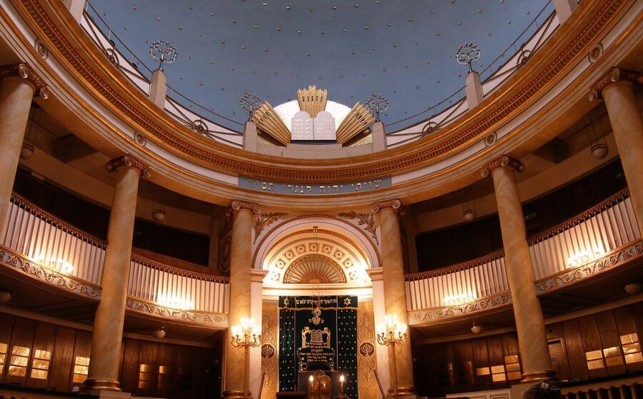 Jewish Vienna: City Synagogue Guided Tour - What the guides do well