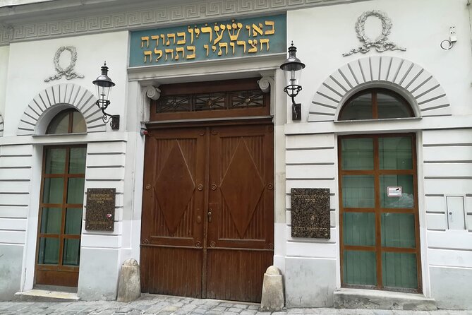 Jewish Vienna Walking Tour - Art Nouveau and Yiddish theater at Nestroyhof