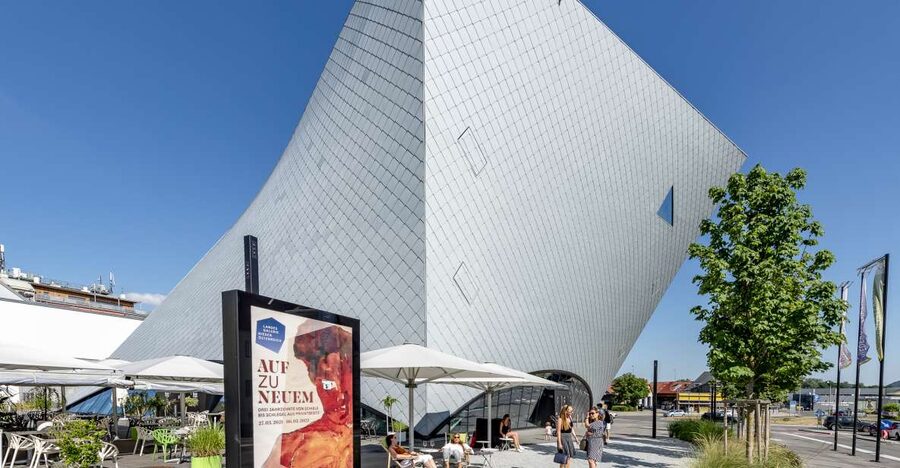 Krems: Super Combo Ticket to Kunstmeile Krems - Kunsthalle Krems brings a different art focus