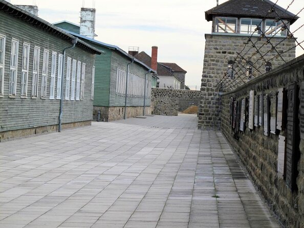 KZ Mauthausen Private Trip from Linz - Personal guide or private taxi?