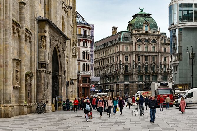 Lokafy Vienna Kid-Friendly Private Walking Tour with a Local - St. Stephen’s Cathedral and the heart of Vienna