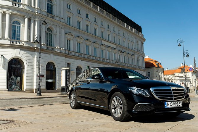 Luxury transport from/to Warsaw - Vienna / International Airport by private car - What the seven to eight hours feel like