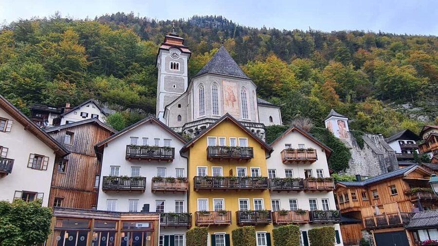 Majestic Walking Tour of Hallstatt - Christiana and the human side of the tour