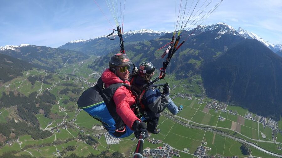 Mayrhofen: Paragliding Adventure With Soaring Views - Meeting at the Penkenbahn in Mayrhofen