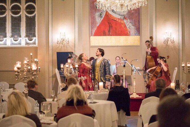 Mozart Dinner Concert in Salzburg - What happens during the three-hour program