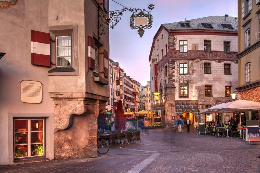 Museum Golden Roof and Innsbruck Old Town Private Tour - Starting at Leopoldsbrunnen in Innsbruck