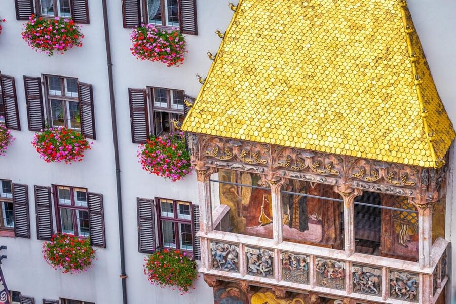 Museum Golden Roof and Innsbruck Old Town Private Tour - Hofburg Innsbruck and the city’s royal setting
