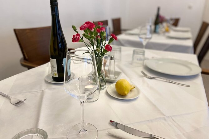 Nabiel's Vienna Cooking Class - Schnitzel first: the lesson behind the crunch