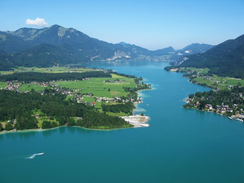 Original Sound of Music Tour with Schnitzel + Noodles - Guides, singing, and the human side of the trip