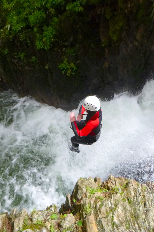Ötztal: Canyoning at Alpenrosenklamm for Beginners - The 8-meter natural slide