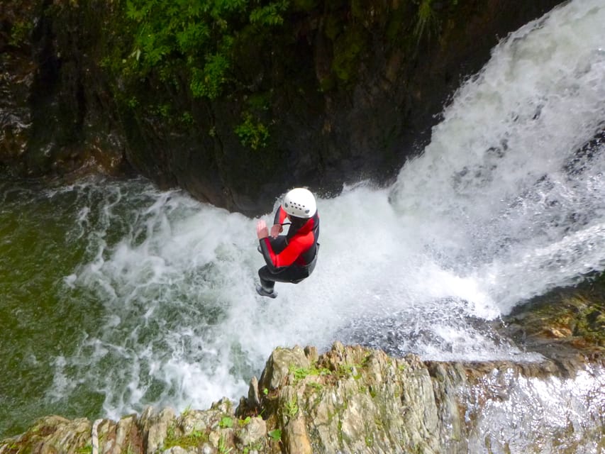 Ötztal: Canyoning at Alpenrosenklamm for Beginners - From the outdoor center to the canyon entrance