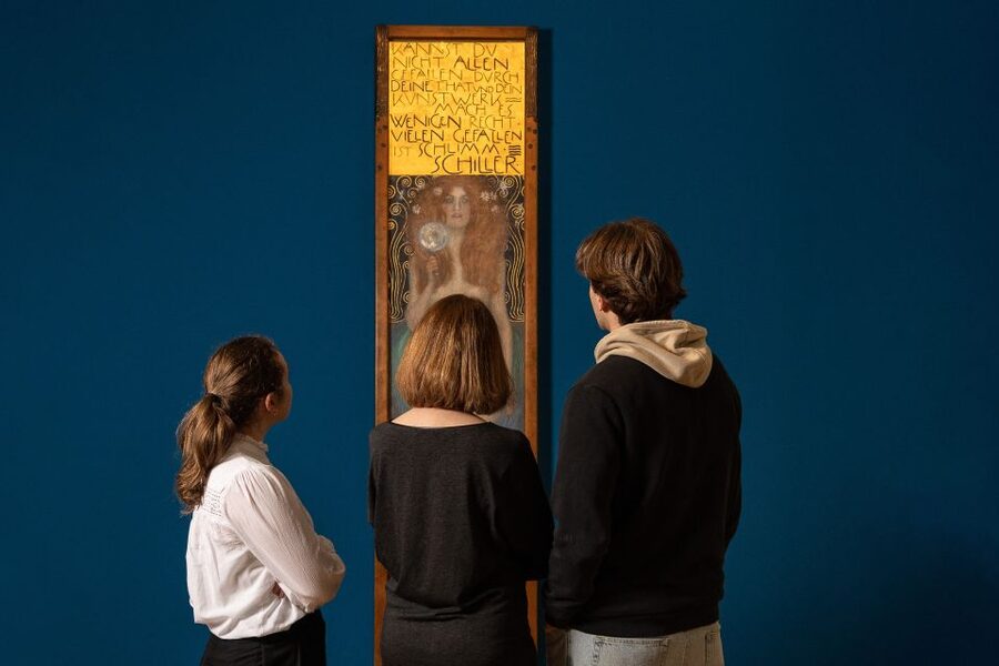 Palais Lobkowitz Audio Guide Tour - The Lobkowitz family and the palace story