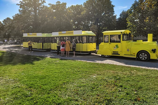 Panoramabahn Schoenbrunn - Crown Prince Garden and the Imperial Carriage Museum