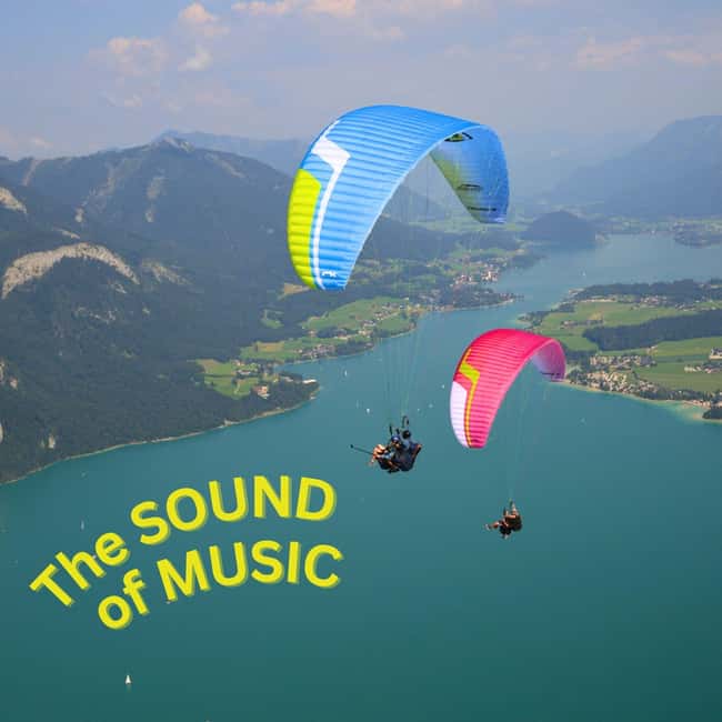 Paragliding Tandemflight in Salzkammergut / Wolfgangsee - Taking off above Wolfgangsee