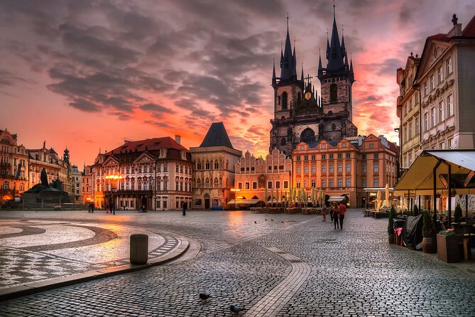 Prague Full-Day Guided Tour From Vienna - What the guide adds