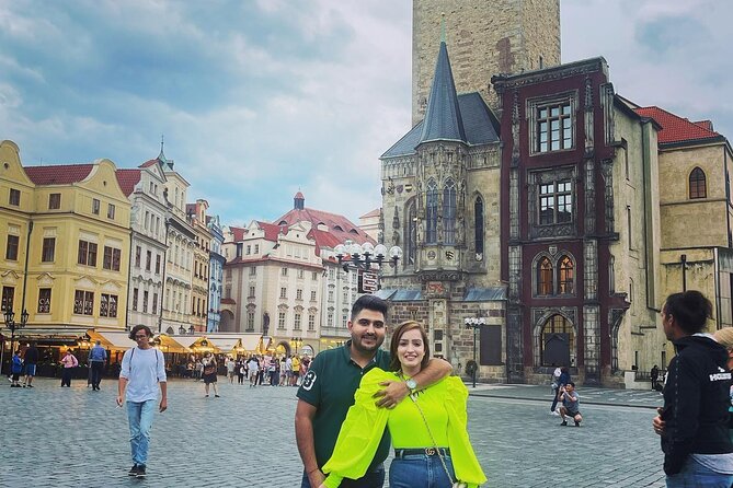 Prague Full Day Guided Tour with private transfers From Vienna - Key points at a glance