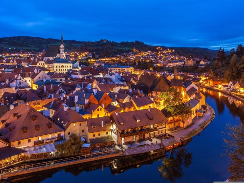 Prague: Transfer to Vienna via fabulous Cesky Krumlov - Should You Book This Cesky Krumlov Transfer?
