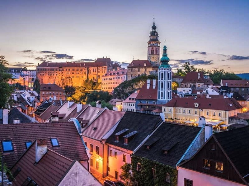 Prague: Transfer to Vienna via fabulous Cesky Krumlov - A Proper Lunch Break, Not a Boxed Meal