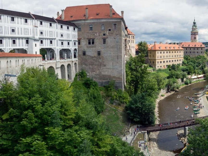 Prague: Transfer to Vienna via fabulous Cesky Krumlov - The Second Walking Session and Free Time