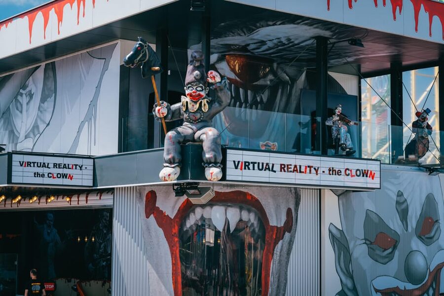 Prater Super Ticket - The Clown turns a 150-meter track into a spooky ride