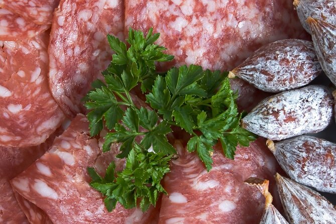 Private Artisanal Charcuterie "Marende" Cooking Class with a Chef - Two wines chosen for the food
