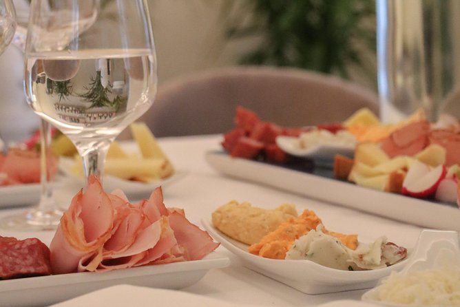Private Artisanal Charcuterie "Marende" Cooking Class with a Chef - Why a private group changes the experience