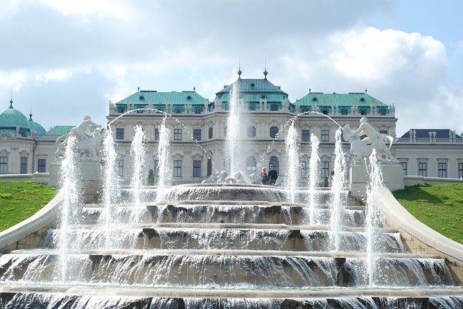 Private Belvedere Palace and Museum Tour - Who should book this Belvedere experience?