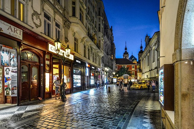 Private Car Transfer from Vienna to Prague with 2h of Sightseeing - The price and the question of value