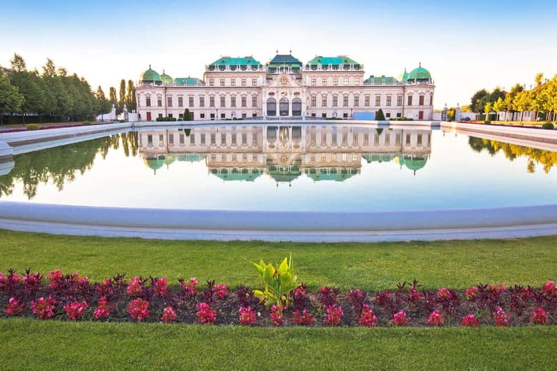 Private day trip: Budapest > Bratislava & Vienna, in English - Why this Budapest day trip makes sense