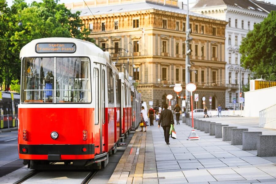 Private day trip from Budapest to Vienna and back - Lunch, coffee, and a little free time