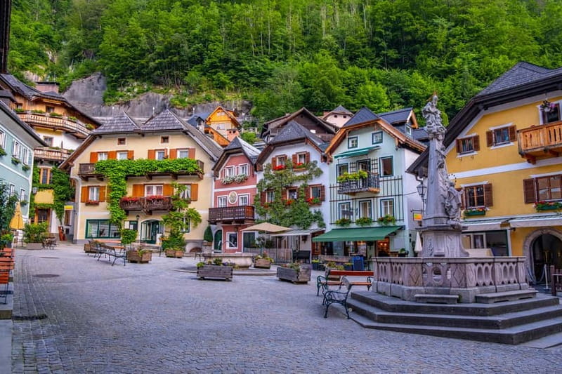 Private day trip from Salzburg to St. Gilgen & Hallstatt - Is $347 per person good value?