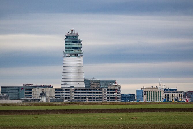 Private Direct Transfer From Bratislava to Vienna Airport - Is $77.63 per person good value?