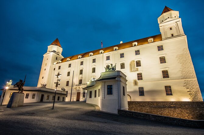 Private Direct Transfer From Vienna Airport to Bratislava - The Best Fit For This Airport Transfer