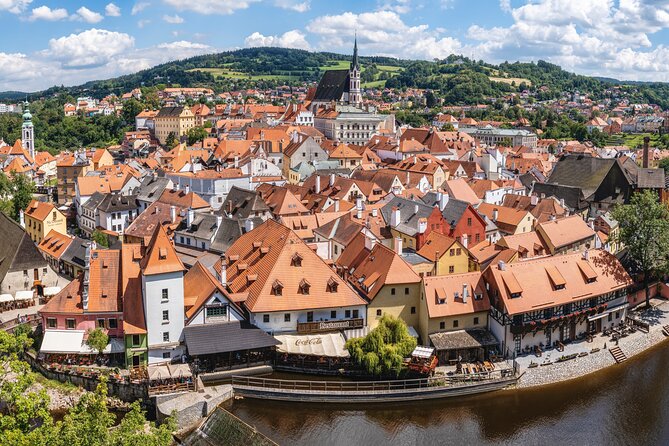 Private Driver from Prague to Vienna with a Stop in Cesky Krumlov - Making sense of the $319.98 price